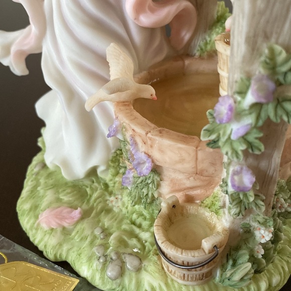 Alexandra "Endless Dreams' Figurine by Seraphim Classics - Picture 3 of 16